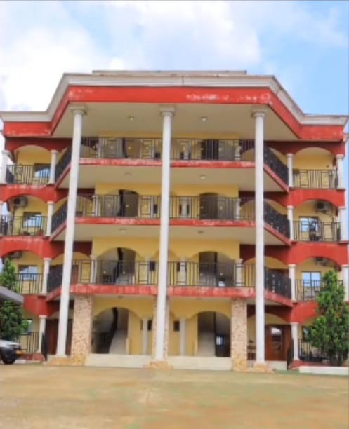 COMPLEXE IMMOBILIER 