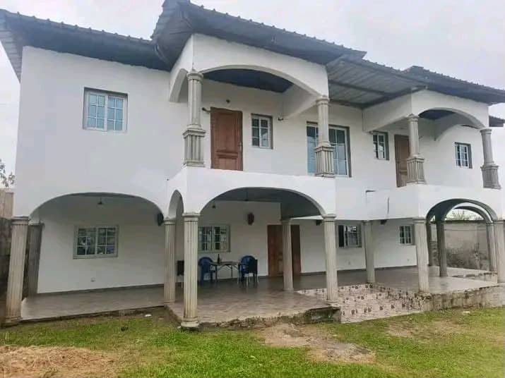 DUPLEX A VENDRE