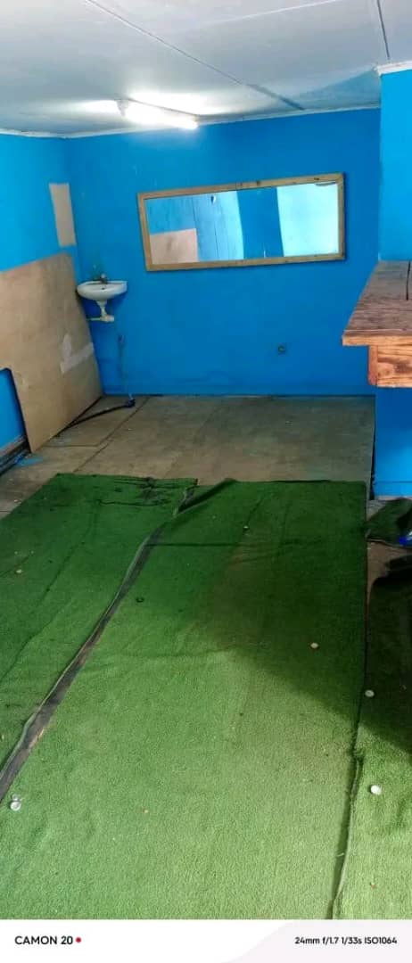 LOCAL COMMERCIAL A LOUER