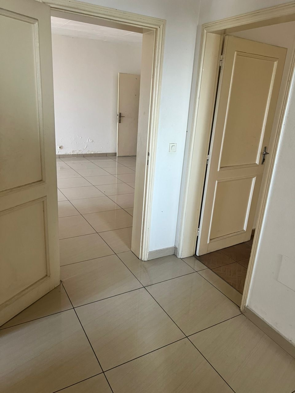 APPAREMMENT LOCATION 