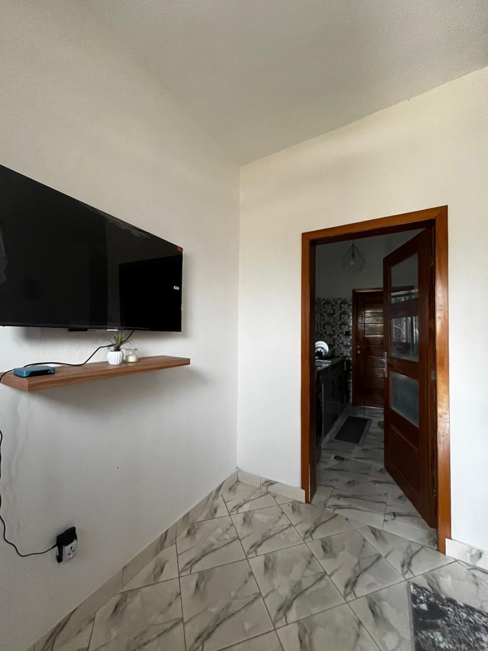 APPAREMMENT MEUBLÉ / LOCATION 