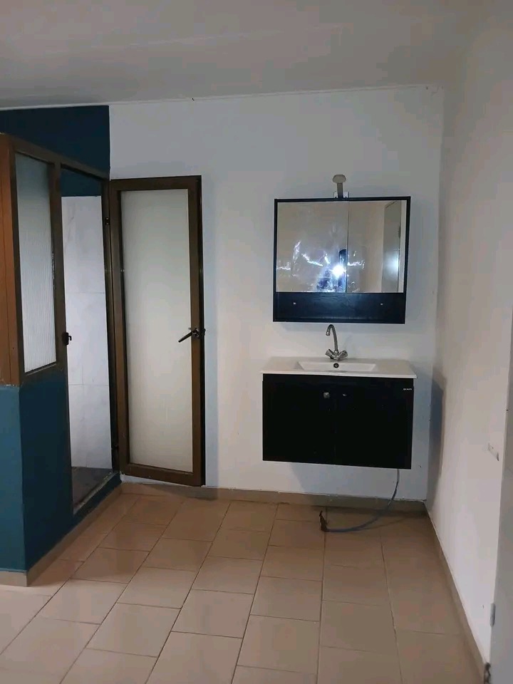 STUDIO À LOUER 