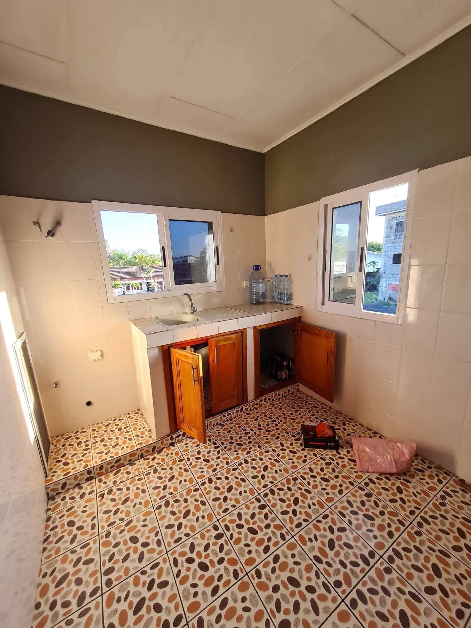 STUDIO À LOUER 