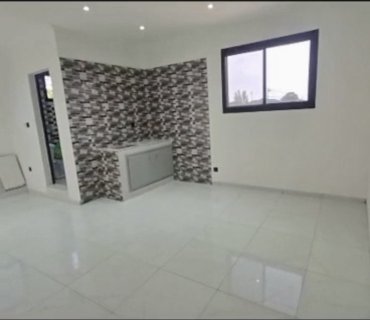 CHAMBRE AMÉRICAINE À LOUER 