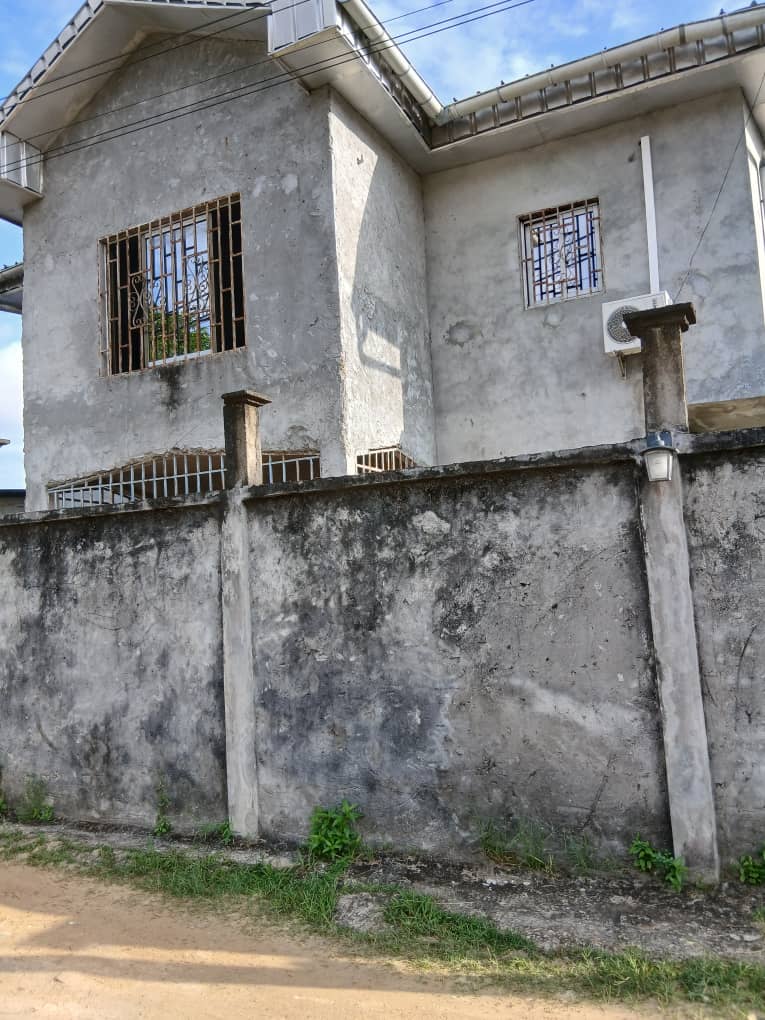 DUPLEX A VENDRE 