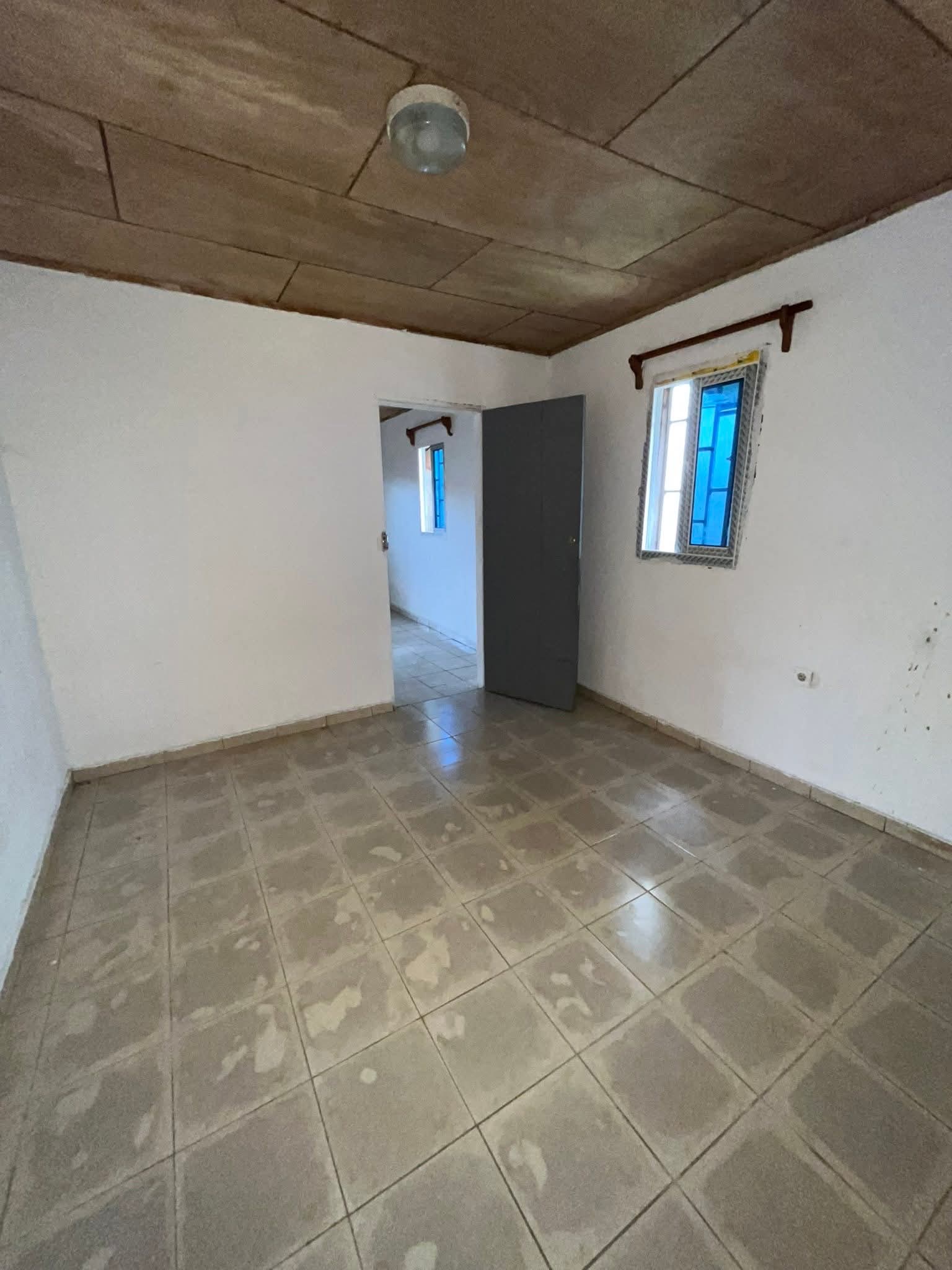 STUDIO À LOUER 