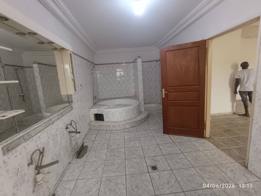 VILLA DUPLEXE A LOUER 