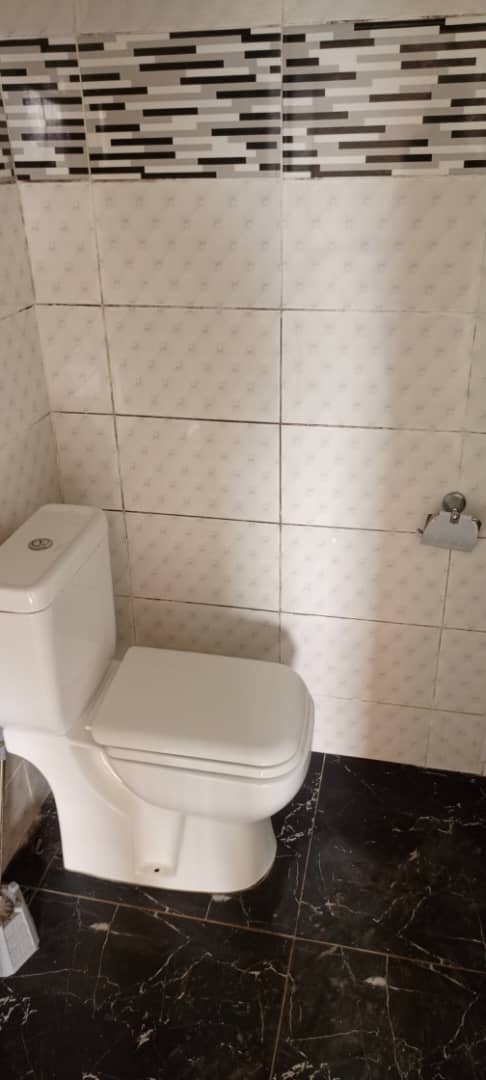 APPAREMMENT À LOUER 
