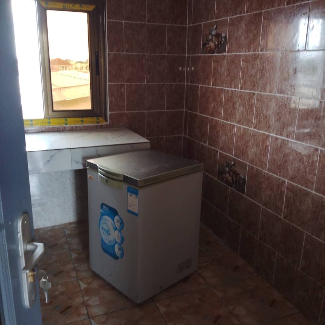 APPAREMMENT À LOUER 