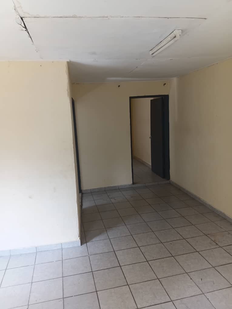 STUDIO À LOUER 