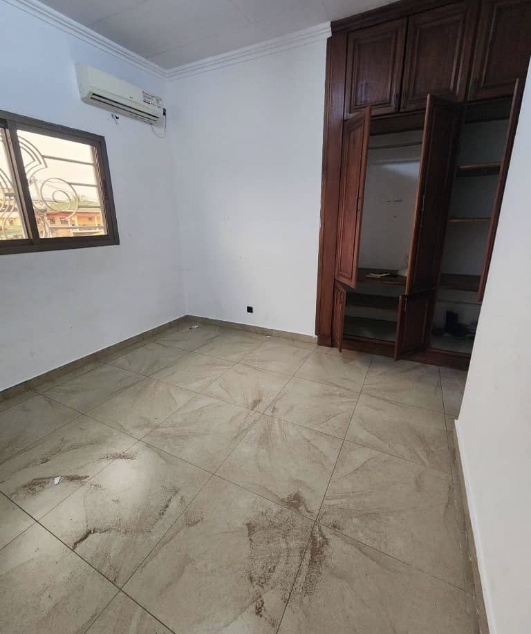 DUPLEX À LOUER 