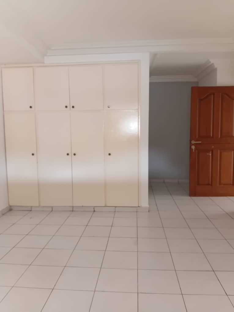 STUDIO À LOUER 