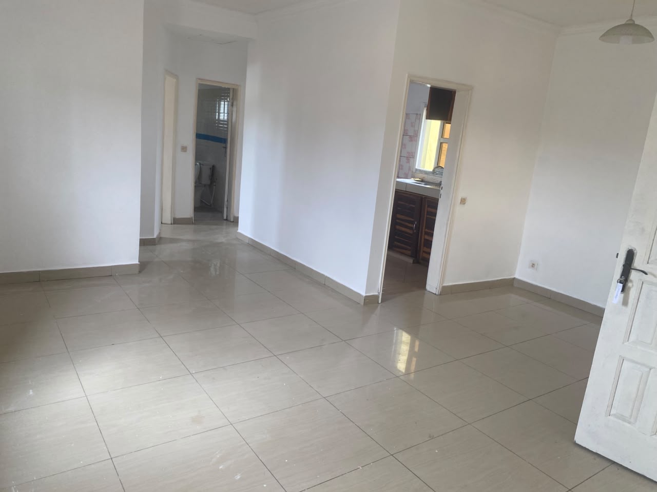 APPARTMENT A LOUER
