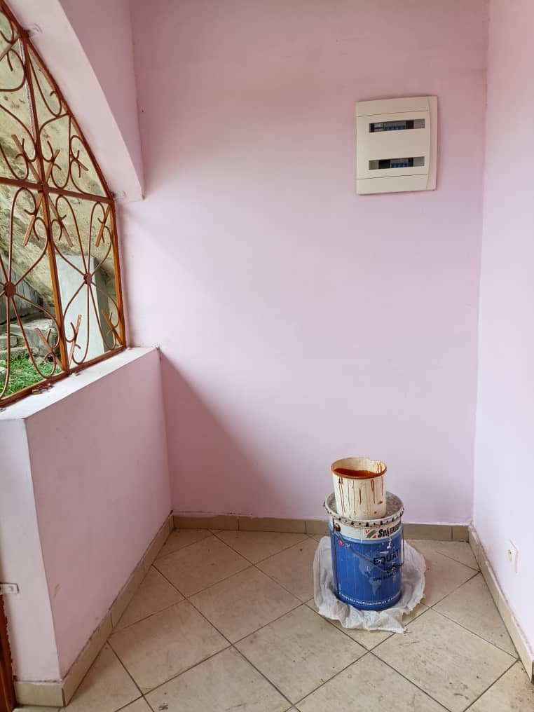 APPARTEMENT À LOUER 