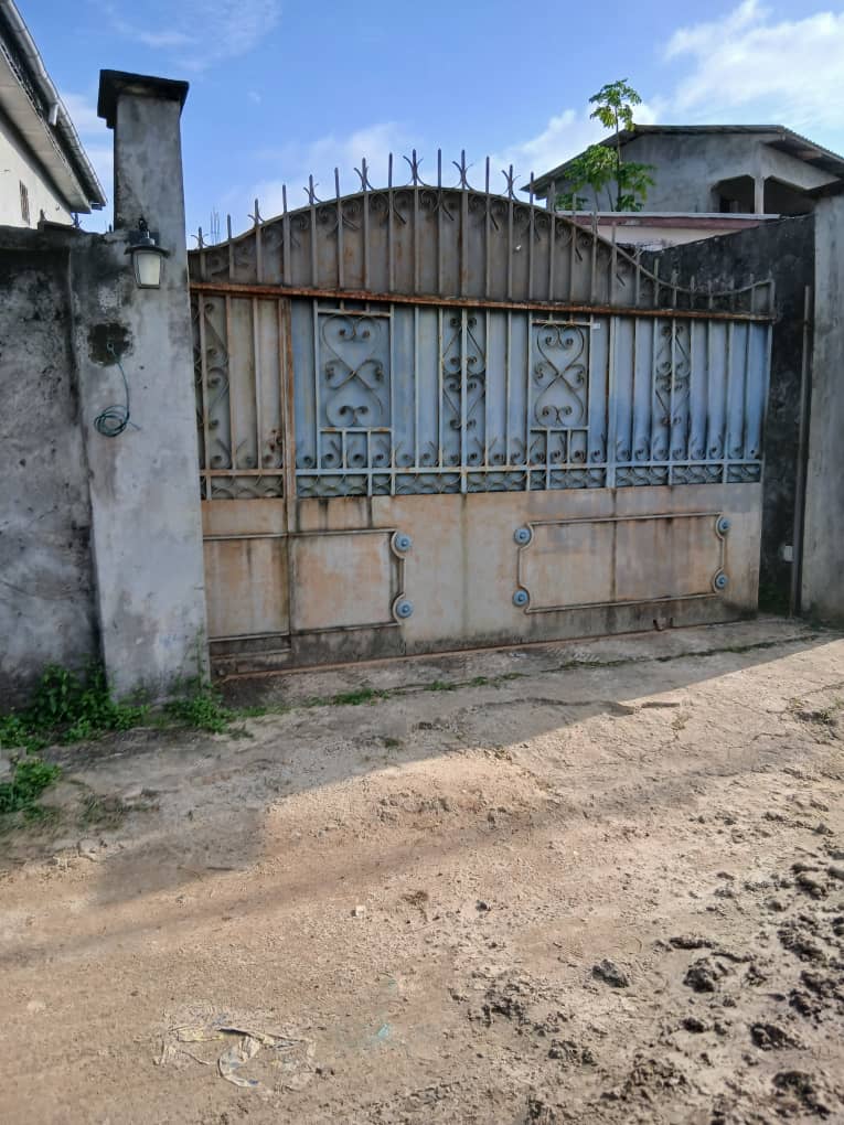 DUPLEX A VENDRE 